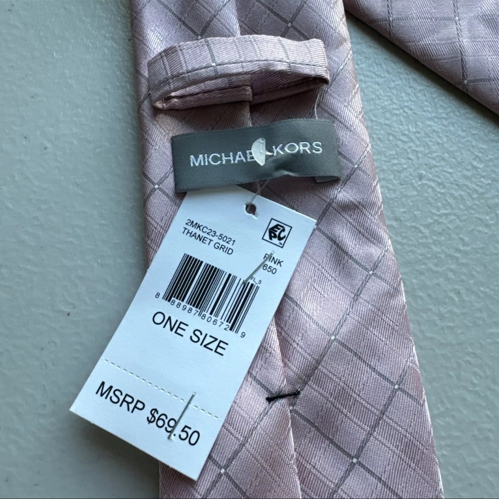 Michael Kors Silk Blend Net Grid Tie Pink OS😍